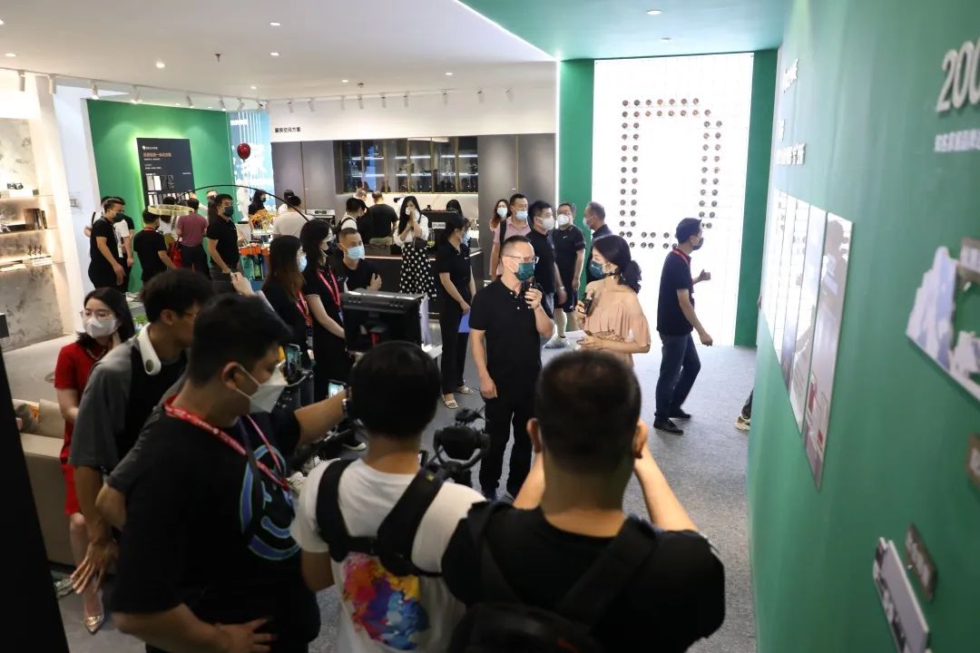 實力綻放 巖領(lǐng)未來 | 德利豐X2022廣州建博會圓滿收官！(圖5)