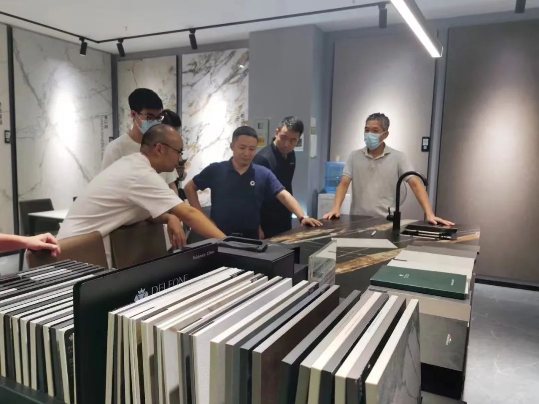 榜樣“豐”采 | 杭州德利豐巖板專賣店店長如何簽下80萬巖板大單？