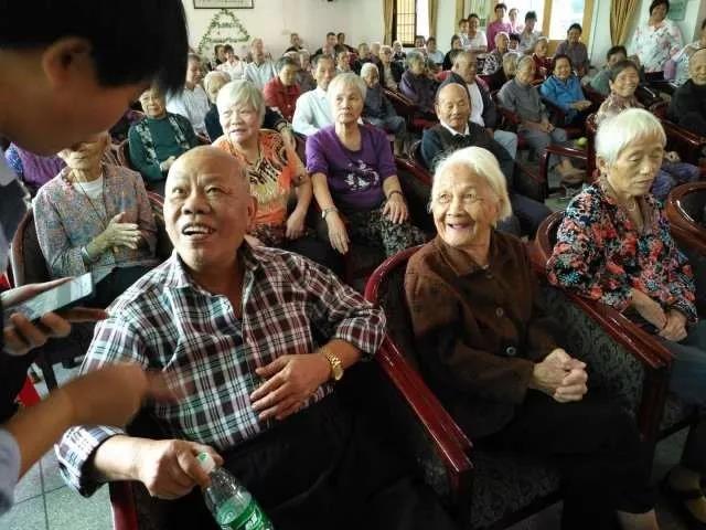 陪伴，是最長情的告白——德利豐家居愛心公益(圖5)