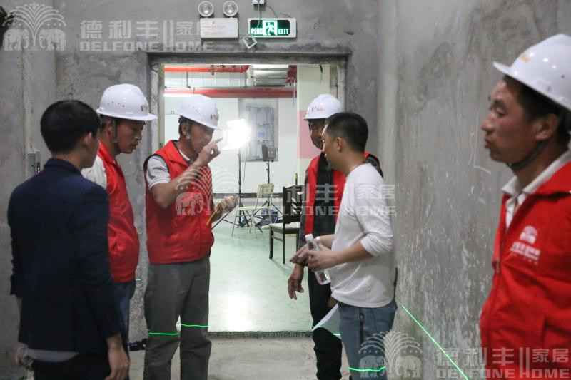 【揭秘】德利豐大巖板鋪貼視頻花絮，速速圍觀(圖5)