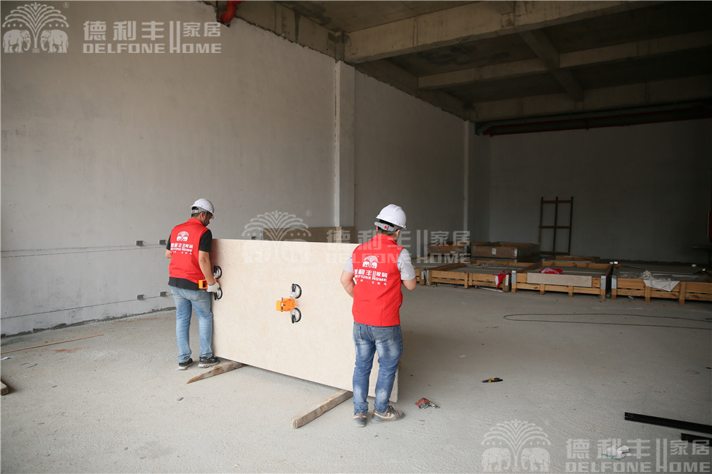 【揭秘】德利豐大巖板鋪貼視頻花絮，速速圍觀(圖13)