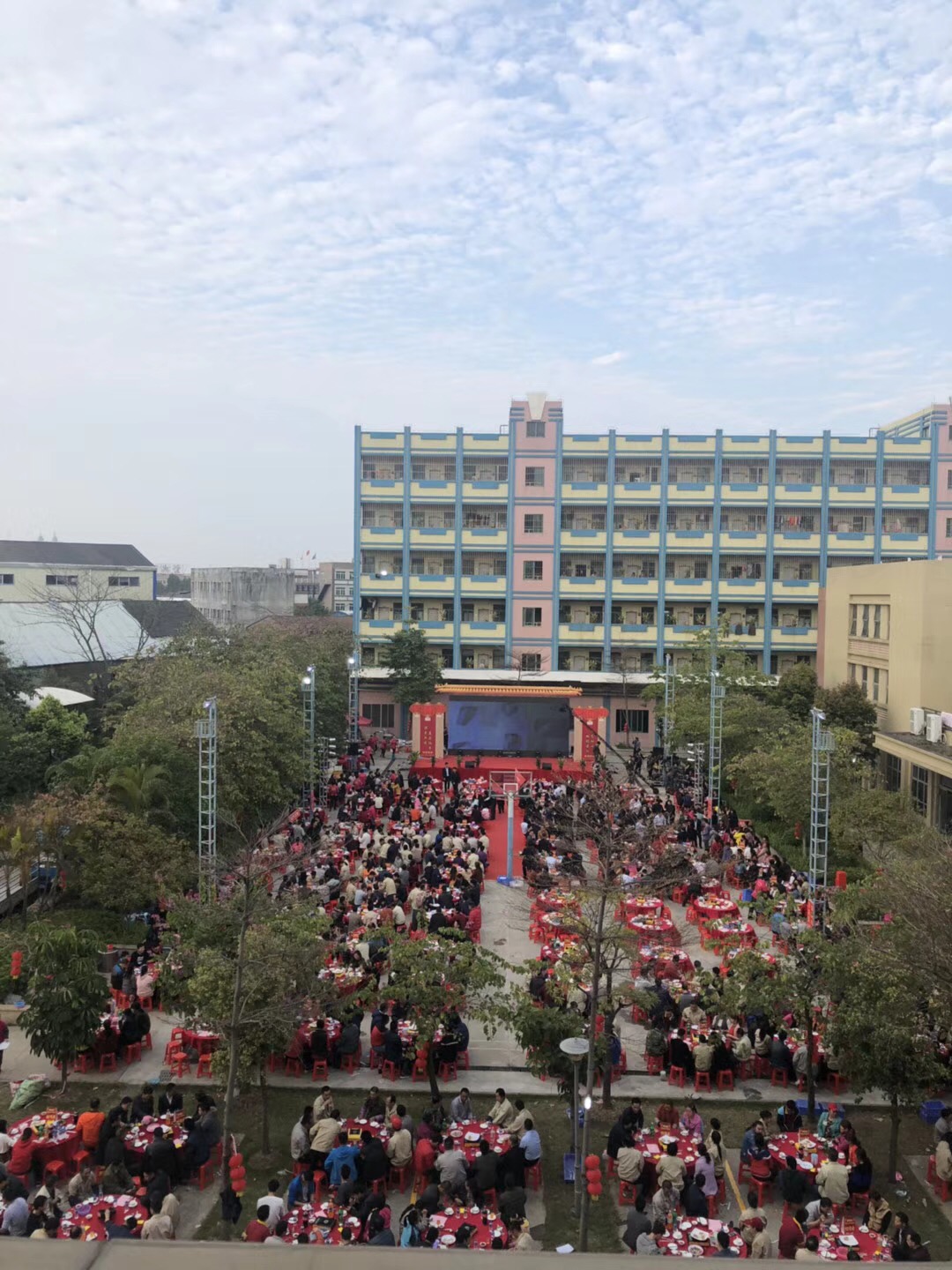 開(kāi)門紅，新起點(diǎn)——德利豐家居2018新年團(tuán)拜會(huì)圓(圖3)