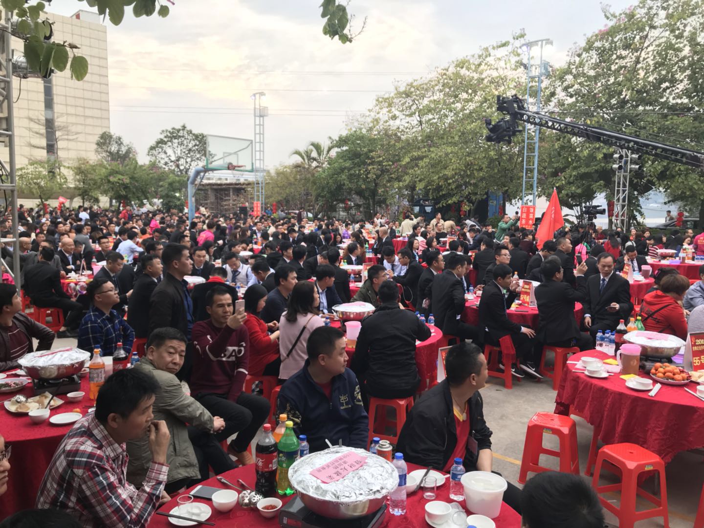 開(kāi)門紅，新起點(diǎn)——德利豐家居2018新年團(tuán)拜會(huì)圓(圖4)