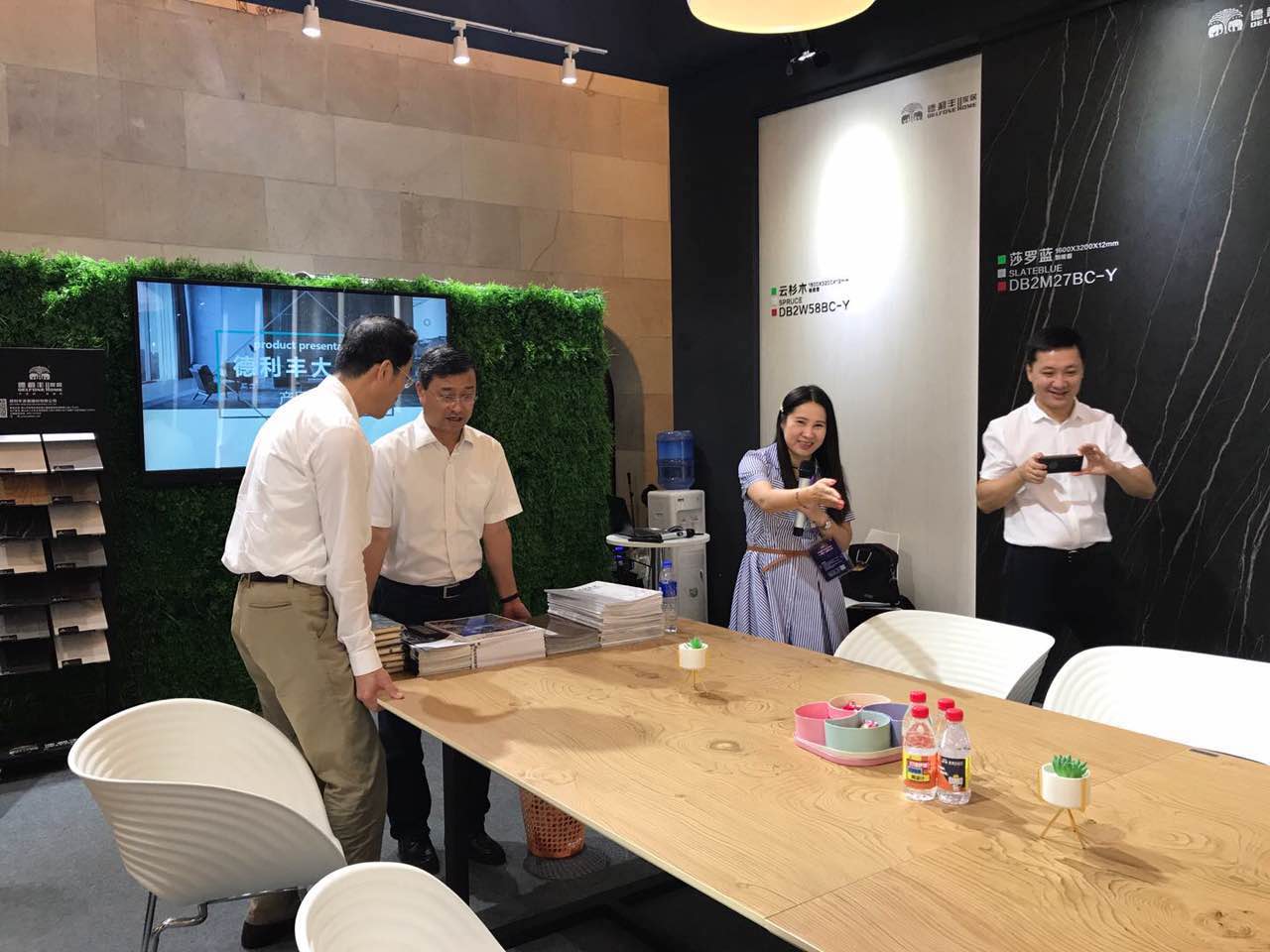 到底是一場(chǎng)怎樣的展會(huì)，讓多家媒體都想再來(lái)看(圖3)