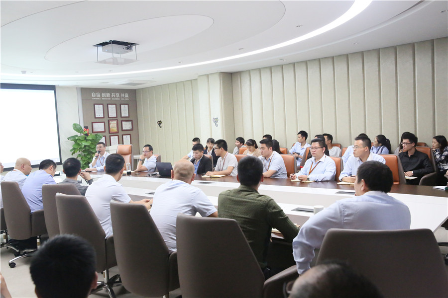 凝心聚力 全力沖刺——德利豐家居百日動(dòng)員沖刺(圖3) 凝心聚力 全力沖刺——德利豐家居百日動(dòng)員沖刺(圖3)