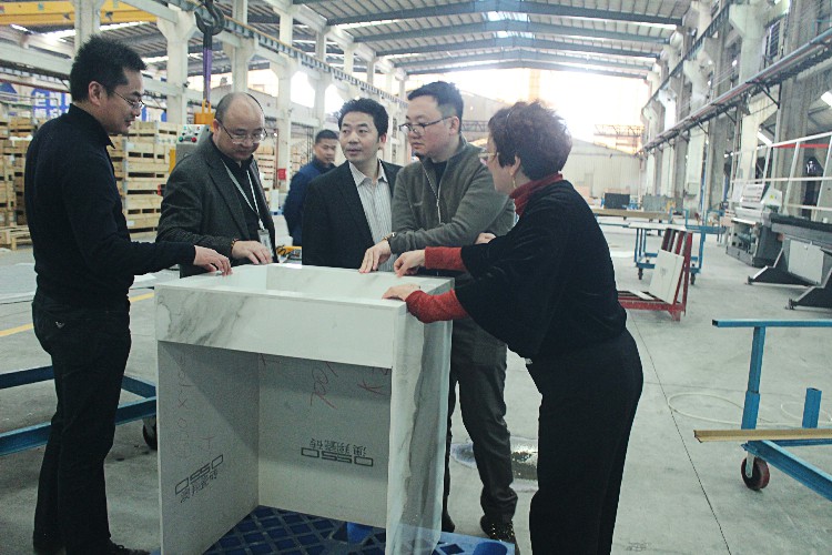 融創(chuàng)集團(tuán)領(lǐng)導(dǎo)一行到金牌企業(yè)參觀考察，共謀合(圖5)