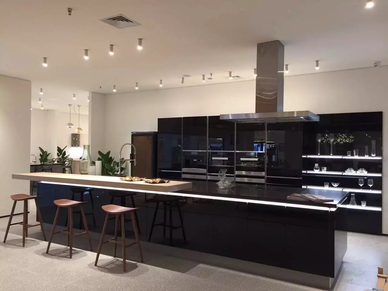 走在潮流前端，SCAVOLINI、KEYE門店都在用它！(圖1)