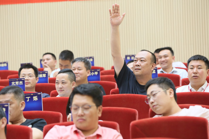 致勝未來(lái)，2019必須打贏的仗 記2019年金牌商學(xué)院(圖13)