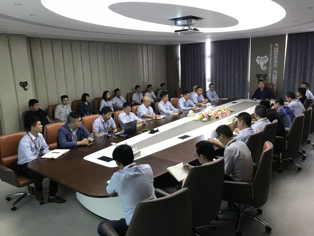 保持態(tài)勢，持續(xù)擴(kuò)張 — 德利豐家居10月總結(jié)會(huì)圓(圖6)