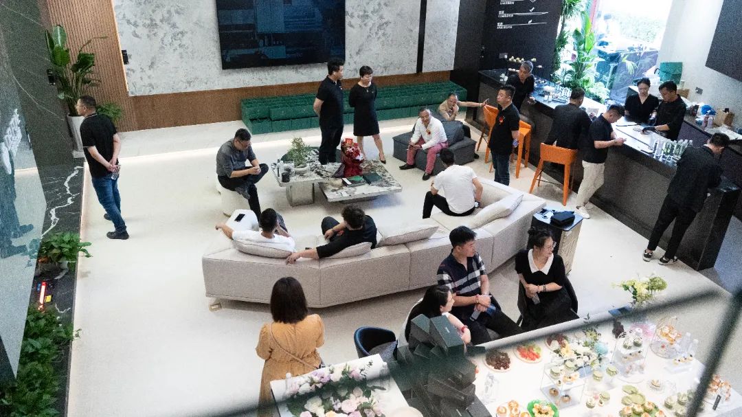 德利豐寧波旗艦店盛大開業(yè) | 以設(shè)計(jì)之名，巖造家居美學(xué)(圖25)